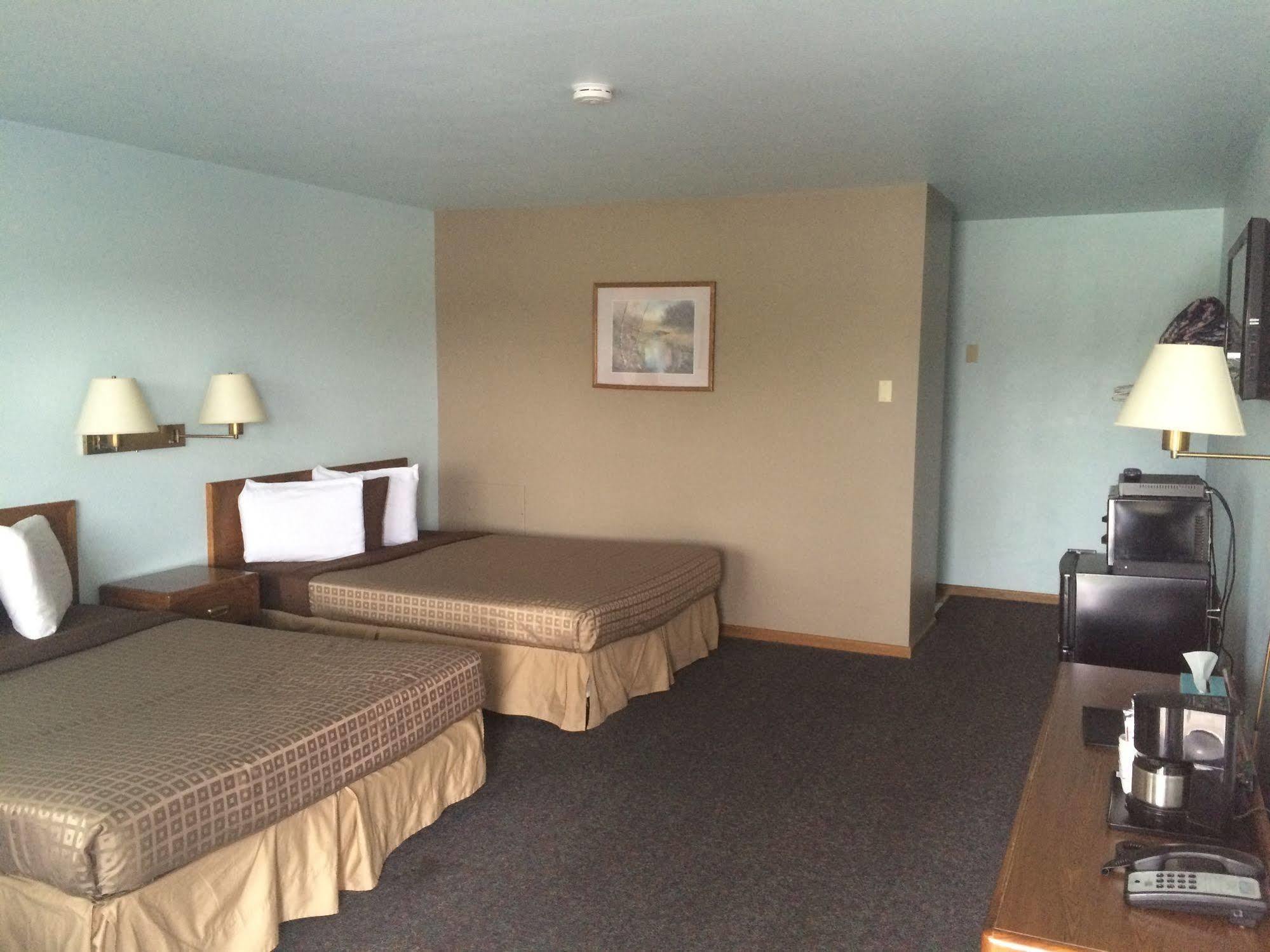Day'S End Motel Plainville Экстерьер фото